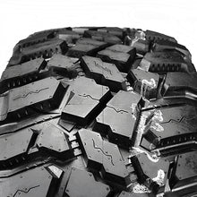 Cooper Discoverer STT Pro 37R13.5R22 123Q Extreme All-Season