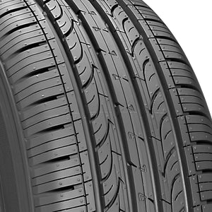 Kumho Solus KH25 215/55/17 93V Grand Touring All-Season